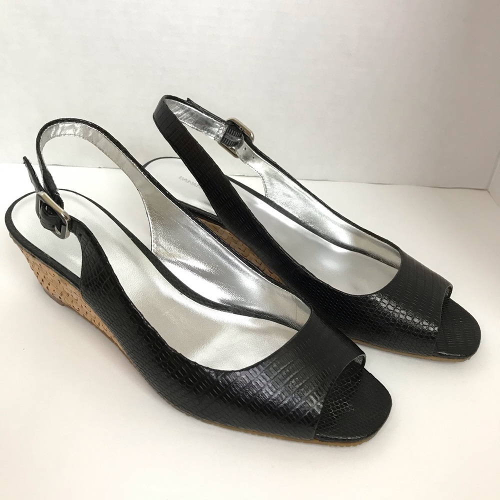 Banana Republic Espadrille Wedge Black Sandals EUC